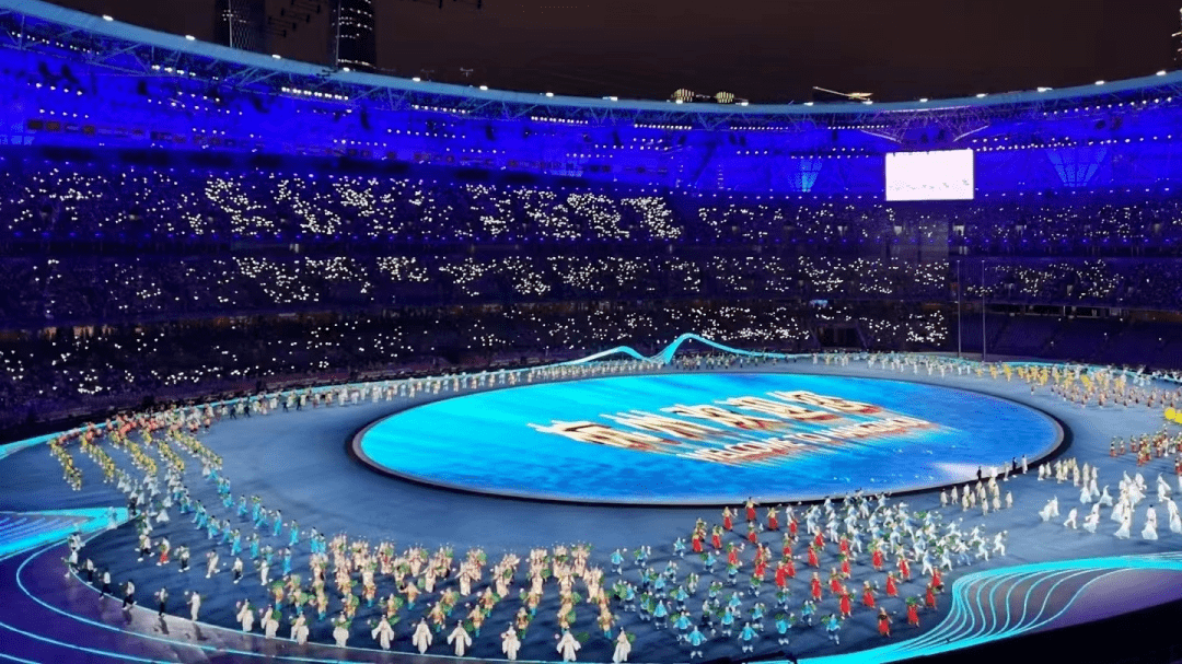 武义"梅花"伉俪亮相杭州亚运会开幕式_表演_节目_婺剧