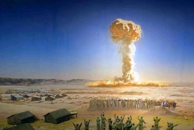 钱学森既是"两弹一星"的元勋,更是伟大的爱国者_中国_美国_工作