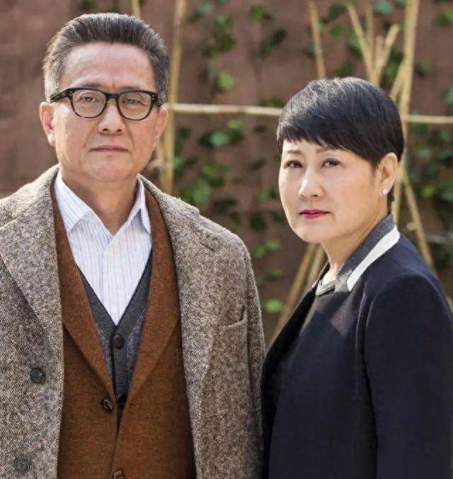 戏外娶女粉丝为妻,相爱40年绝不辜负她_张志坚_生活_妻子