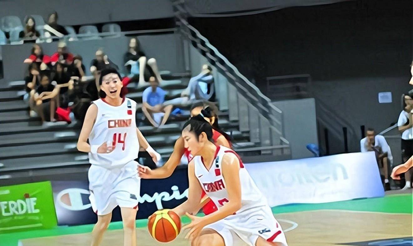 李明阳中国女篮的叛徒:养病期间加入日本国籍并认日本富商为干爹_教练