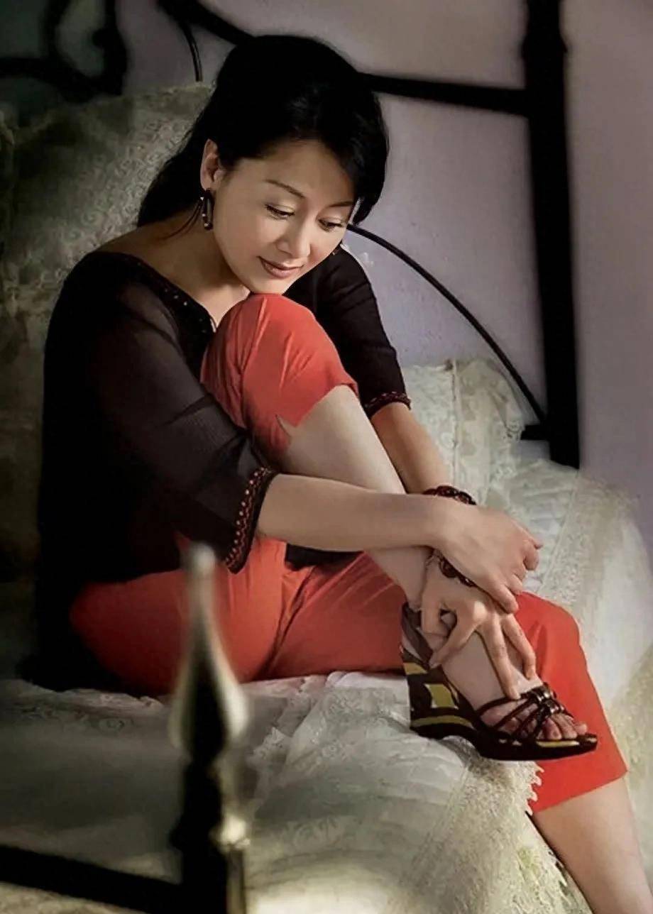 王姬与石兰,老一辈观众心目中的情欲戏女神