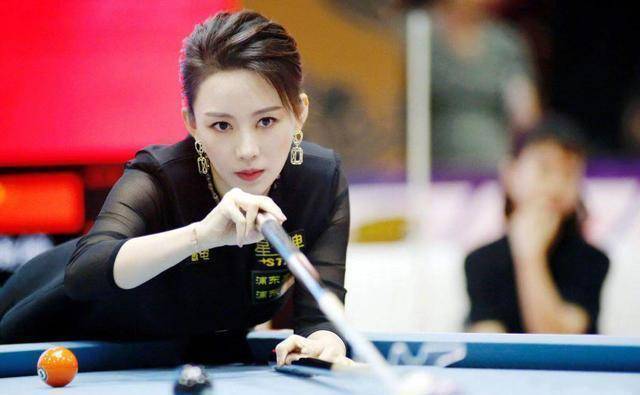 "9球天后"潘晓婷近况:皮肤水美如少女,为何38岁仍无人敢娶?