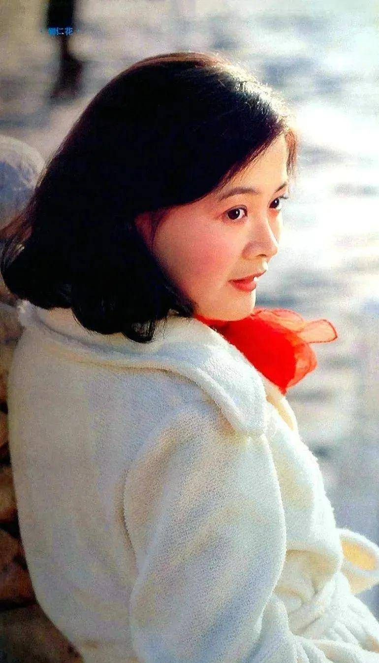 1985年电影明星挂历欣赏!