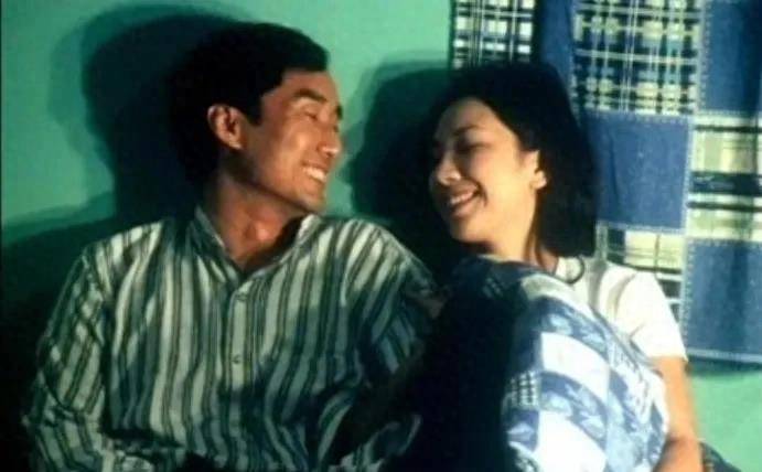 施京明:娶初恋生一子,孙女去了国外,如今67岁怎样了?_妻子_朋友_剧本