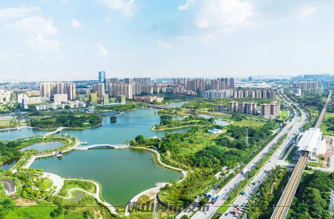 豪宅抢跑!博爱湖大平层最新猛料,挖到了_佛山_空间_业主