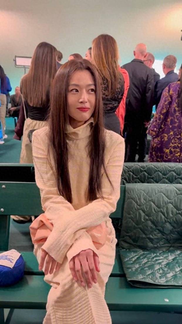 韩国女神全智贤逆时光生长!