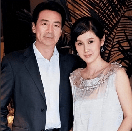 "忘年恋"明星夫妻的幸福感真强_侯勇和_饶芯语_年龄