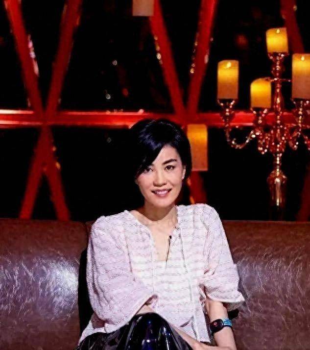 王菲怀孕传闻:年龄不是束缚,她选择自己的幸福_生活_谢霆锋_工作