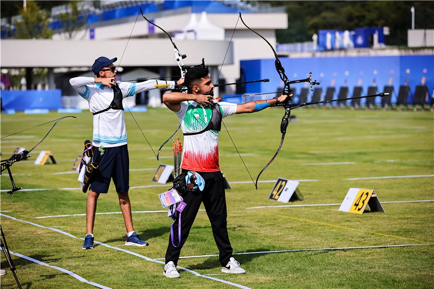 图集丨亚运会射箭混合团体赛中国队晋级八强_吉林_日报_运动