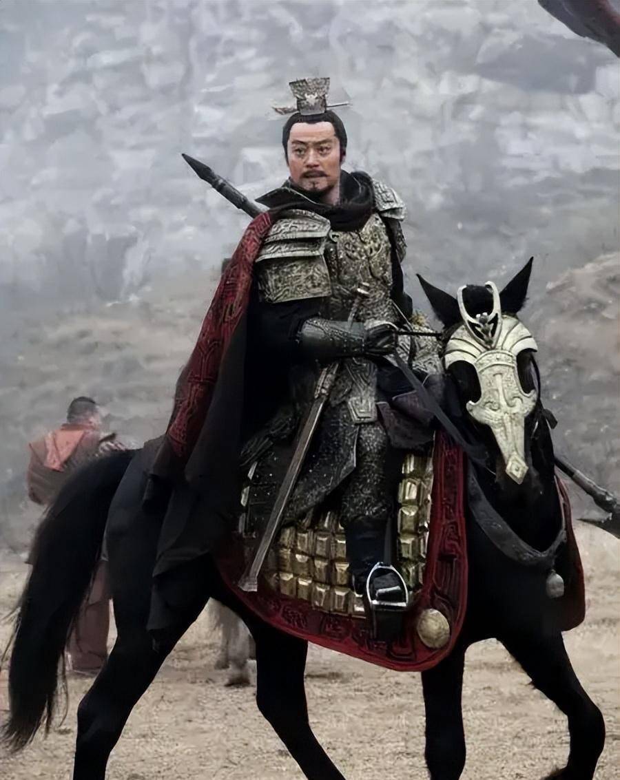 项羽手持一杆霸王枪,率领5万新兵九战九胜,居然打败了40万秦军_宋义为