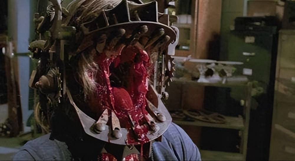 一起看血腥博士,讲述恐怖电影背后的伦理质疑与人性考验