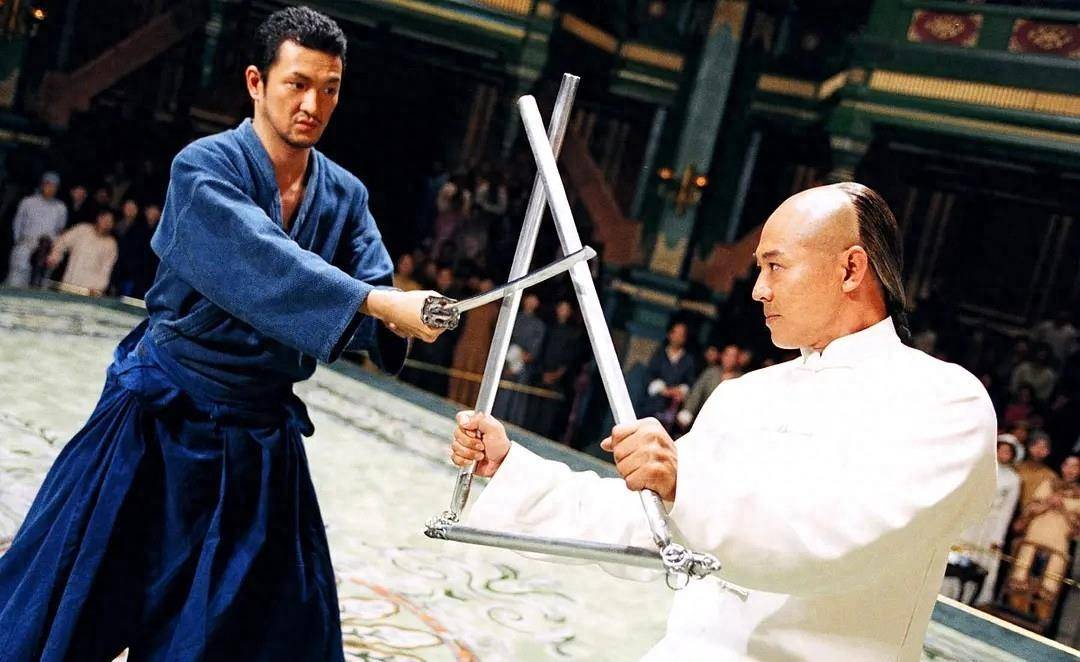 轻松的赢得了各国选手,最后在与国外武士田中安野的比武中被洋人下毒