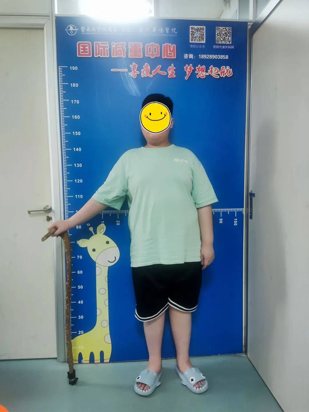 12岁胖娃胖到竟然要拄拐杖行走!重视儿童肥胖刻不容缓!