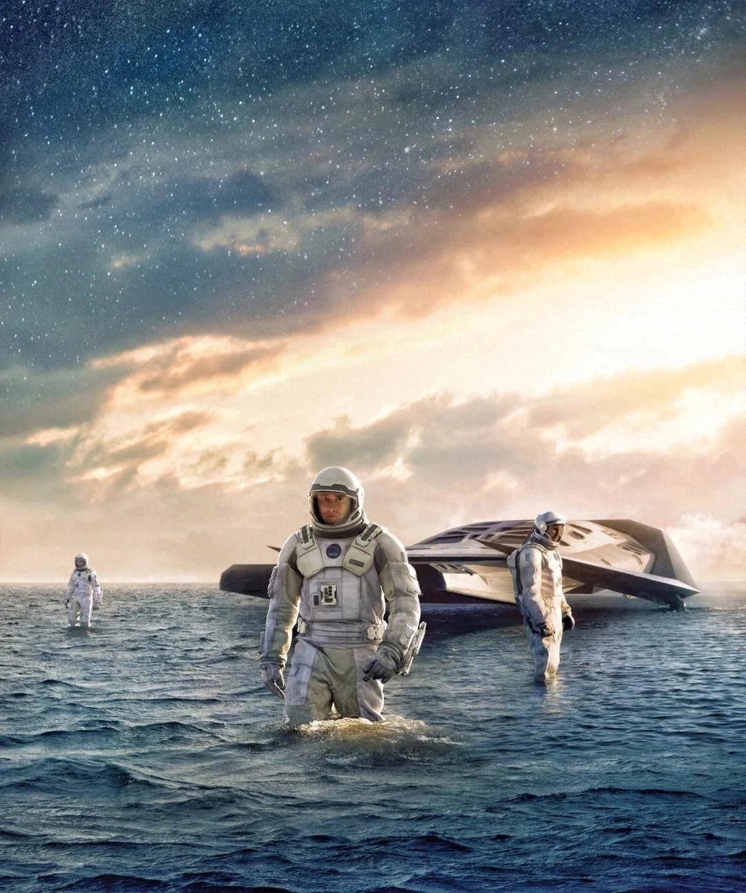 《星际穿越》是一部充满想象力的科幻电影,以其引人入胜的情