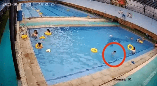 溺水死亡男孩大全泳池图片