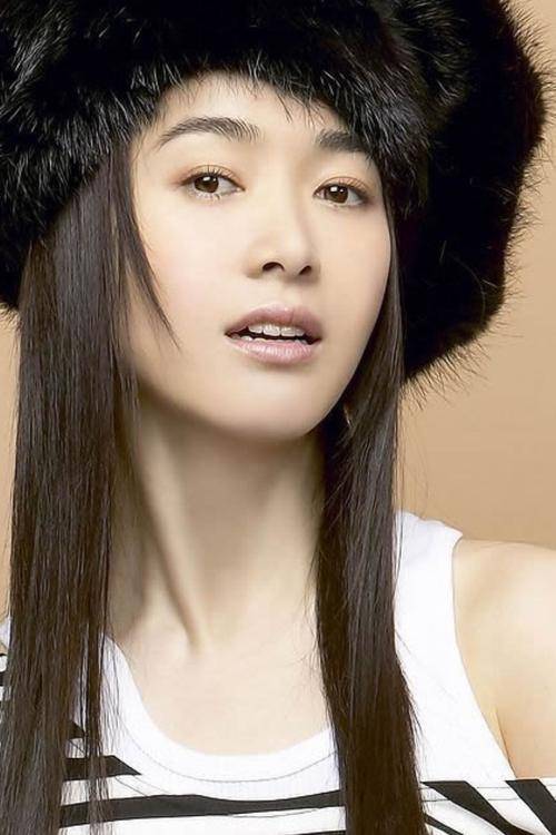 46岁左小青,身材饱满尽显曼妙曲线_演技_观众_角色