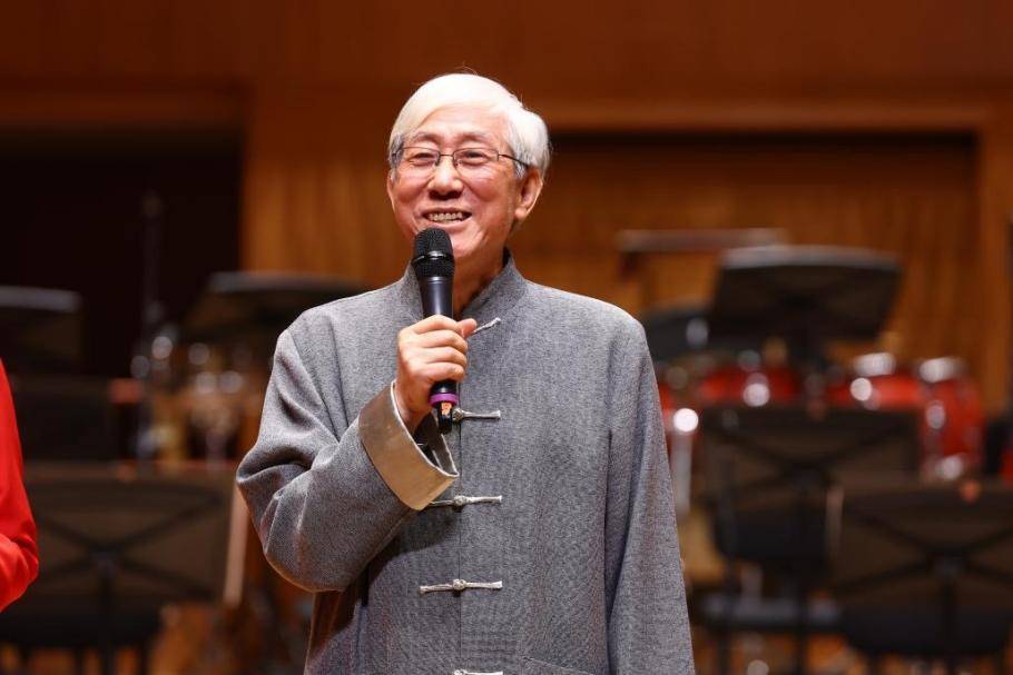 张鸣执棒北京民族乐团 "颂今流行国乐音乐会"成功上演_流行歌曲_创作