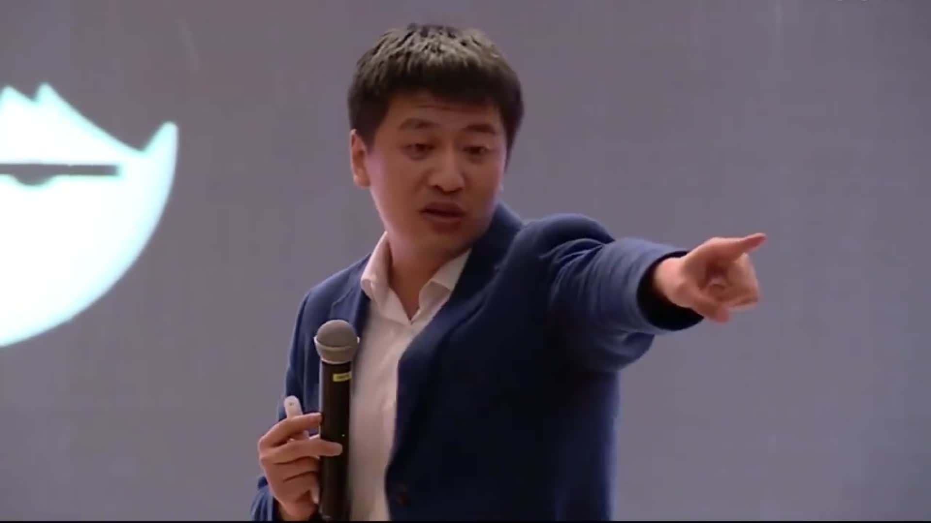 张雪峰遇见华为，一口气揽收“全家桶”，真是当之无愧的遥遥领先