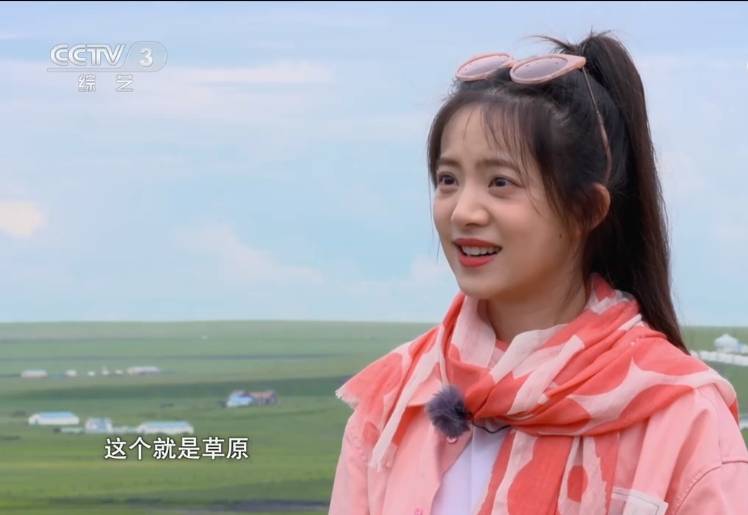 林晶晶:首秀央视3套《回声嘹亮》,面容姣好声音甜美神似王冰冰_李思思