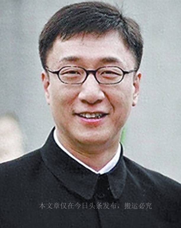 转移资产定居国外的孙红雷,已经活成了一个"笑话"_明星_移民_国家