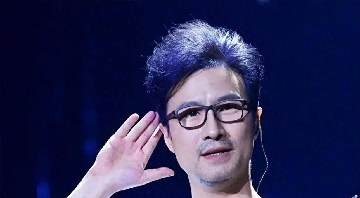 善恶终有报!“婚内出轨、嗜毒成瘾”的汪峰,活成了一个“笑话”_搜狐网