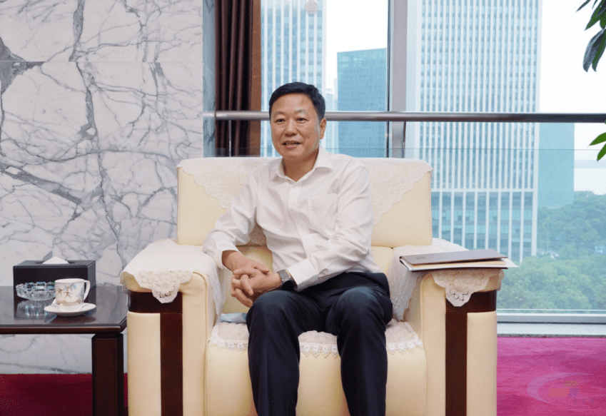 红狮控股集团董事长兼总经理章小华分享了他的观点:近年来,国内水泥