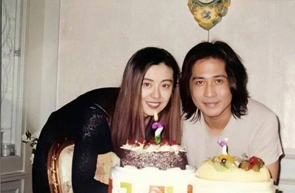 变丑被质疑医美过度,情路坎坷已皈依佛门_王祖贤_照片_齐秦