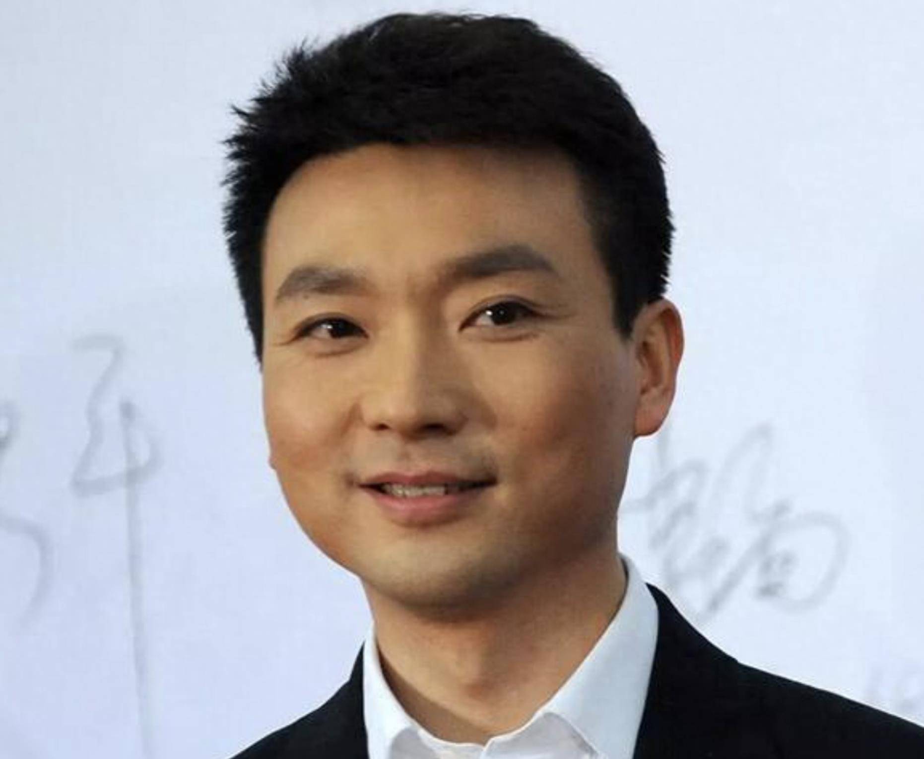 6对"撞脸"最狠的明星夫妻,不能说毫无差别,只能说一模一样_康辉_黄渤