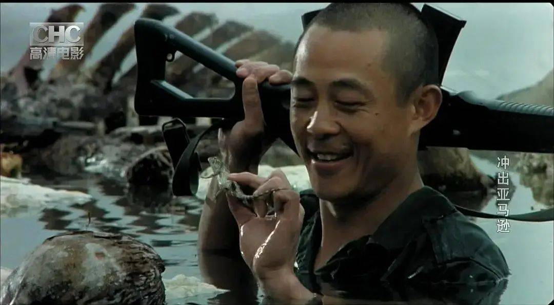 提起侯勇,也许大家最先想到的就是《人民的名义》中的赵德汉,他那句:"