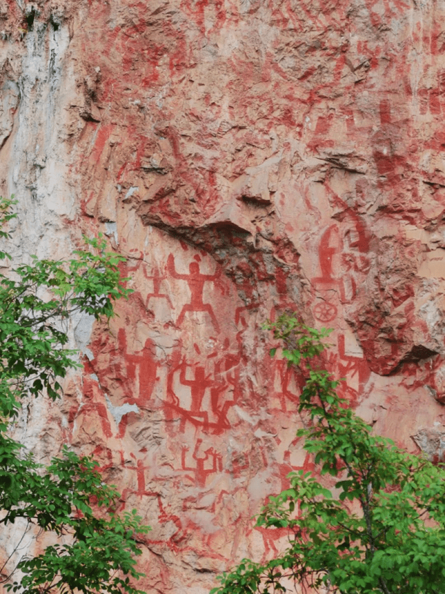 花山岩画简介图片