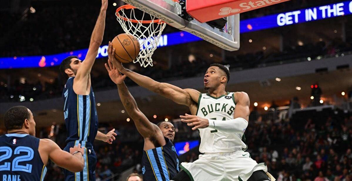 成为nba历史第三位拥有dpoy,mvp和fmvp的球员_合同的_成为了_赛季