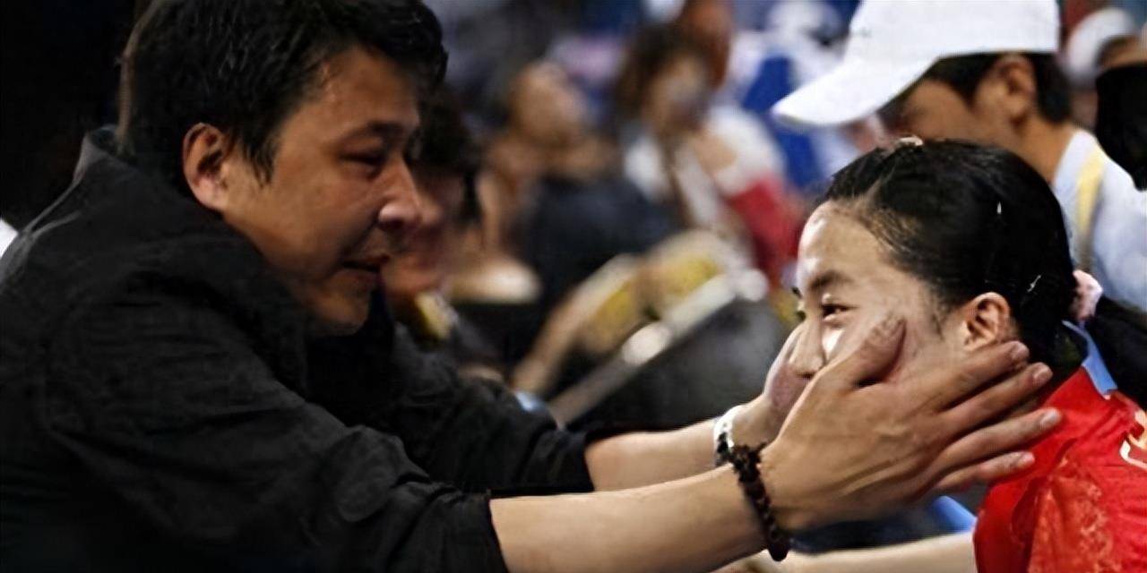 刘国梁牵线,乒坛女皇退役后嫁给富豪,患病12年男子仍不离不弃_王楠