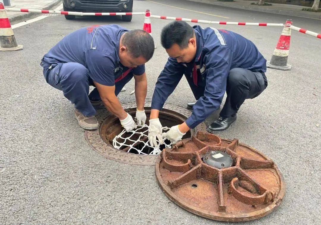 智能井盖是如何保障人民群众"脚下安全"的?_城市_管理_智慧