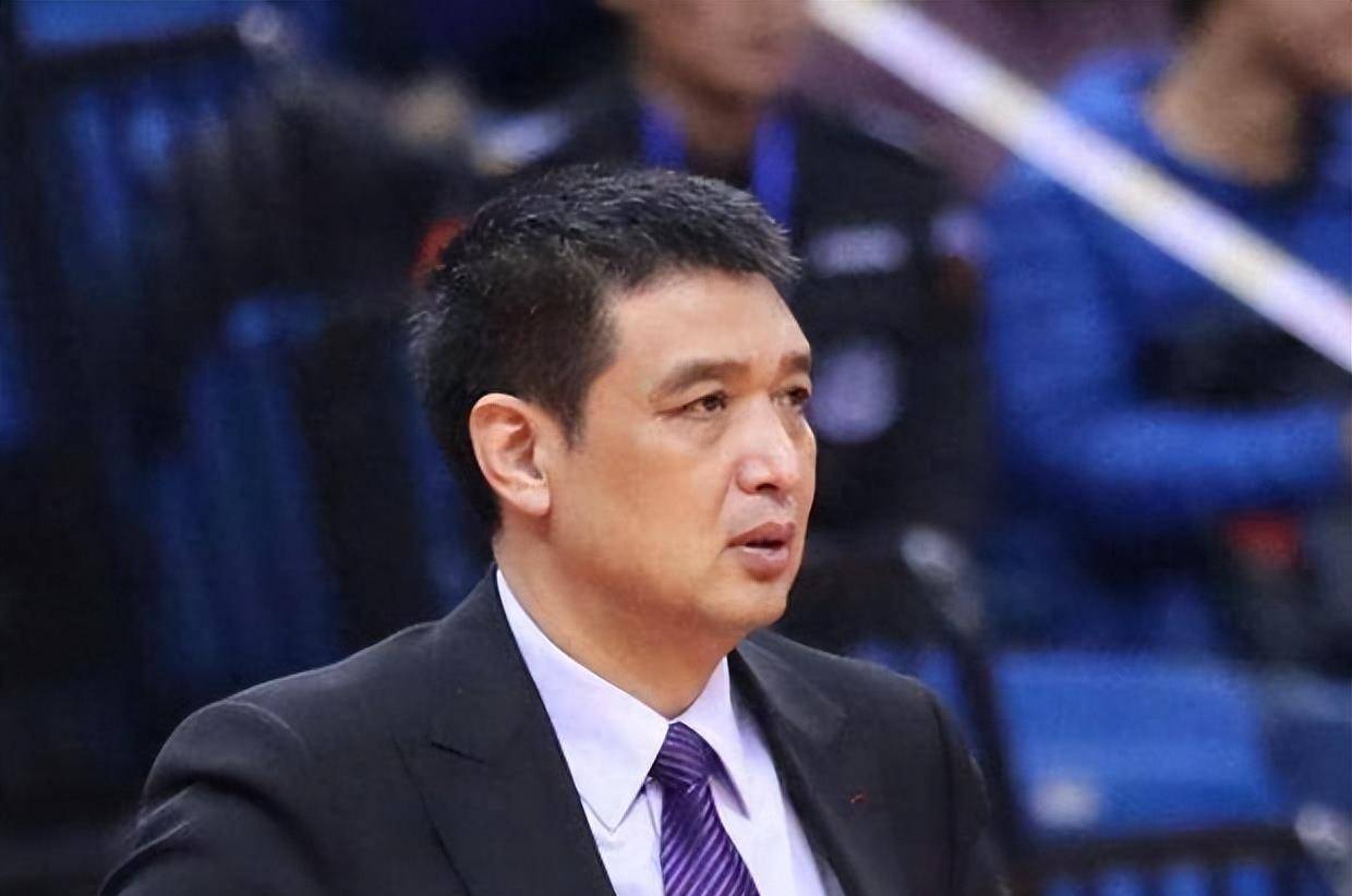 北控6分险胜青岛,来看赛后闵鹿蕾,陈国豪和刘维伟说了什么?_比赛_团队