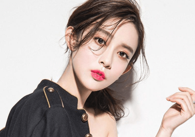 李庚希安雨恋爱?前者根本不是乖乖女,本人私下很叛逆!_窦骁_周也_张庭