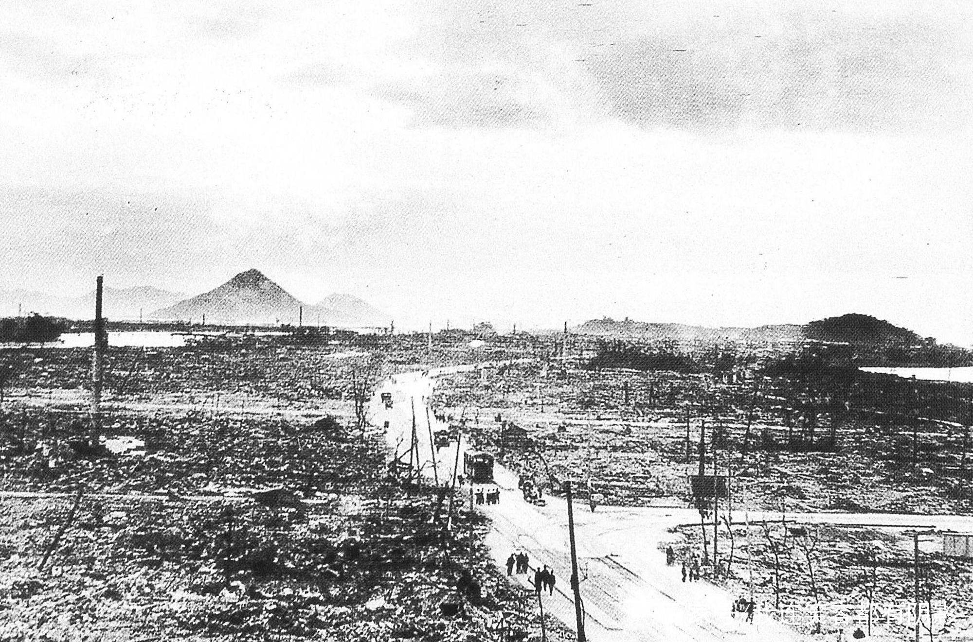 被原子弹轰炸后,100年不能住人,为何广岛长崎现在住这么多人?