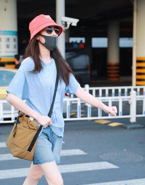 倪妮也偷偷发福?