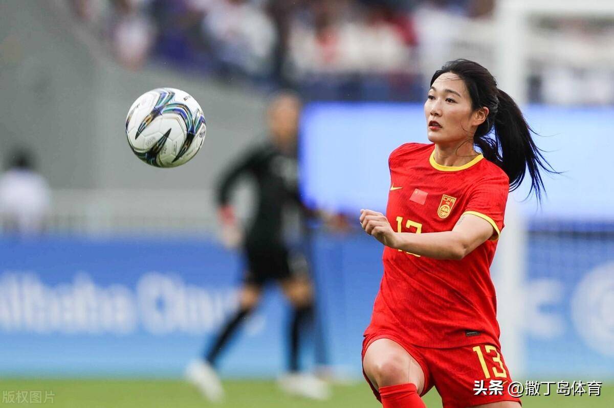 女足奥预赛中朝战评分:两将高分四人不合格,后防线狼狈不堪_中国女足