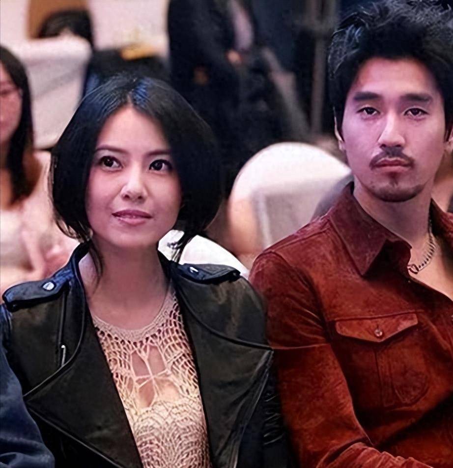 貌合神离的高圆圆赵又廷,已经活成了一个"笑话"_婚姻_爱情_经历