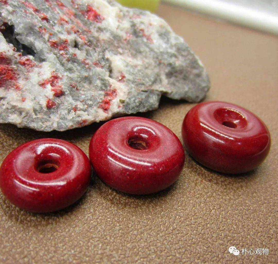 徐胤:宝石图鉴——朱砂的功效作用与鉴赏_辰砂_颜色_寓意