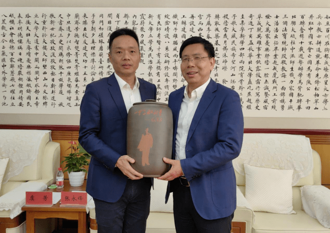 "陶韵荣州,陶行天下"荣州陶作品展于中国人民大学开幕_荣县_刘勇_自贡