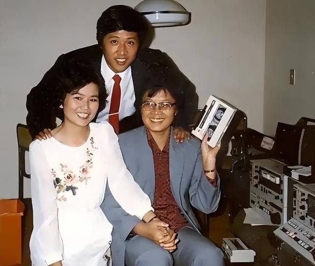 成白发苍苍的老太太了啊_工作_张宏民_同事