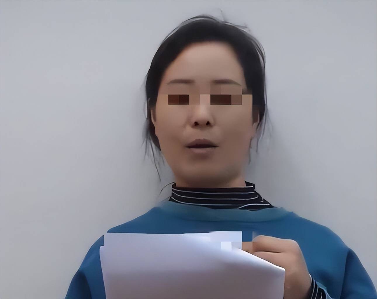 程女士 