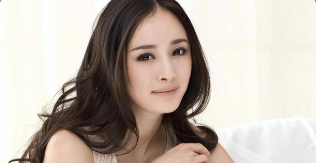 女星收入排行榜_图福布斯收入最高女演员榜:黑寡妇斯嘉丽染指第1位_1_中转站_...