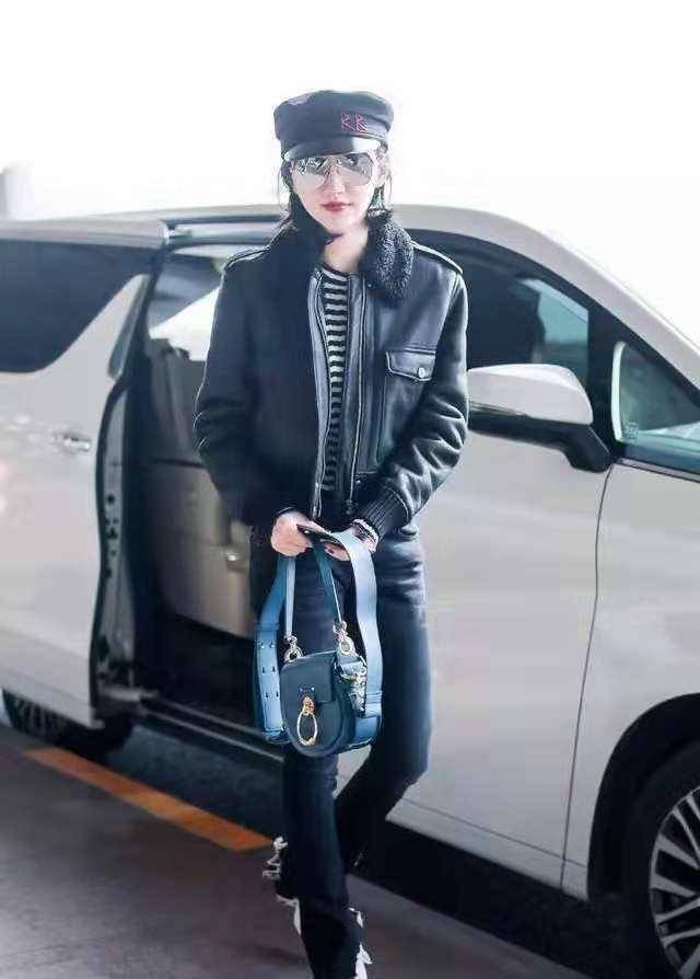 景甜终于变风格了,酒红色卫衣配短发好中性,不做人间富贵花_时尚_女孩