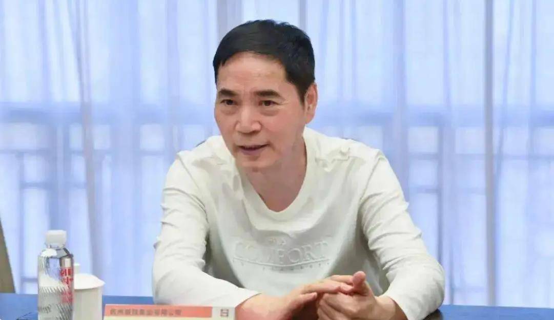 青山控股实控人项光达有一个称号"中国镍王",最初他是做汽车门窗制造