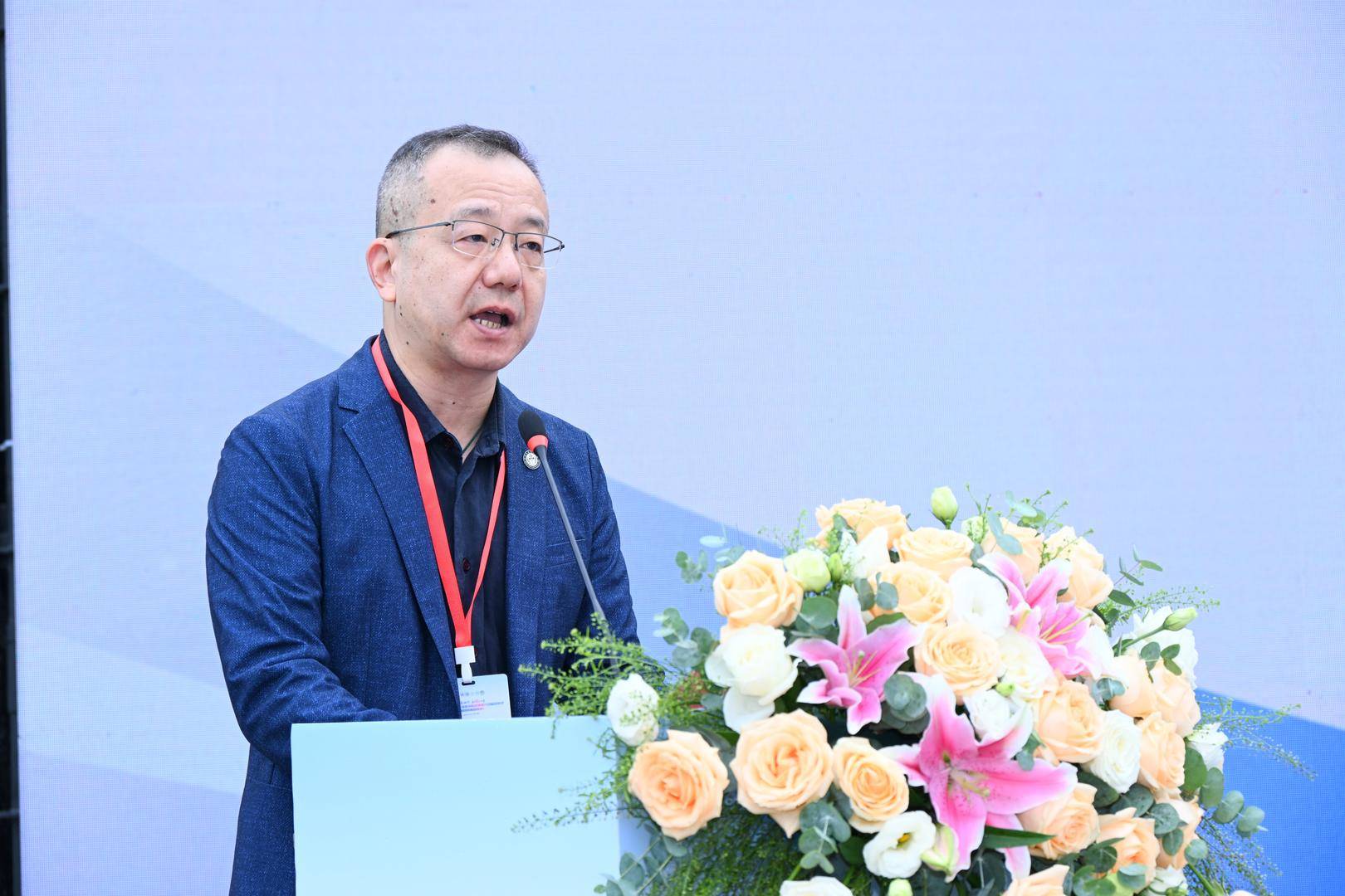 四川大学华西第二医院何跃东教授和成都市妇女儿童中心医院副院长杨霄