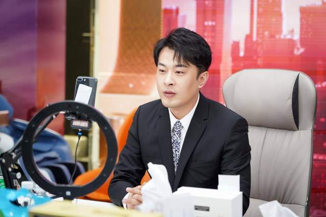 辛巴怒怼抖音全文 就不受你气 封爸爸的号 故意引战博流量 乌烟瘴气