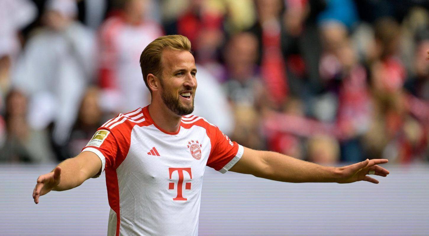 阿隆索吊球贝克汉姆射精像你这样的中圈吊球需要果断的决策,敏锐的