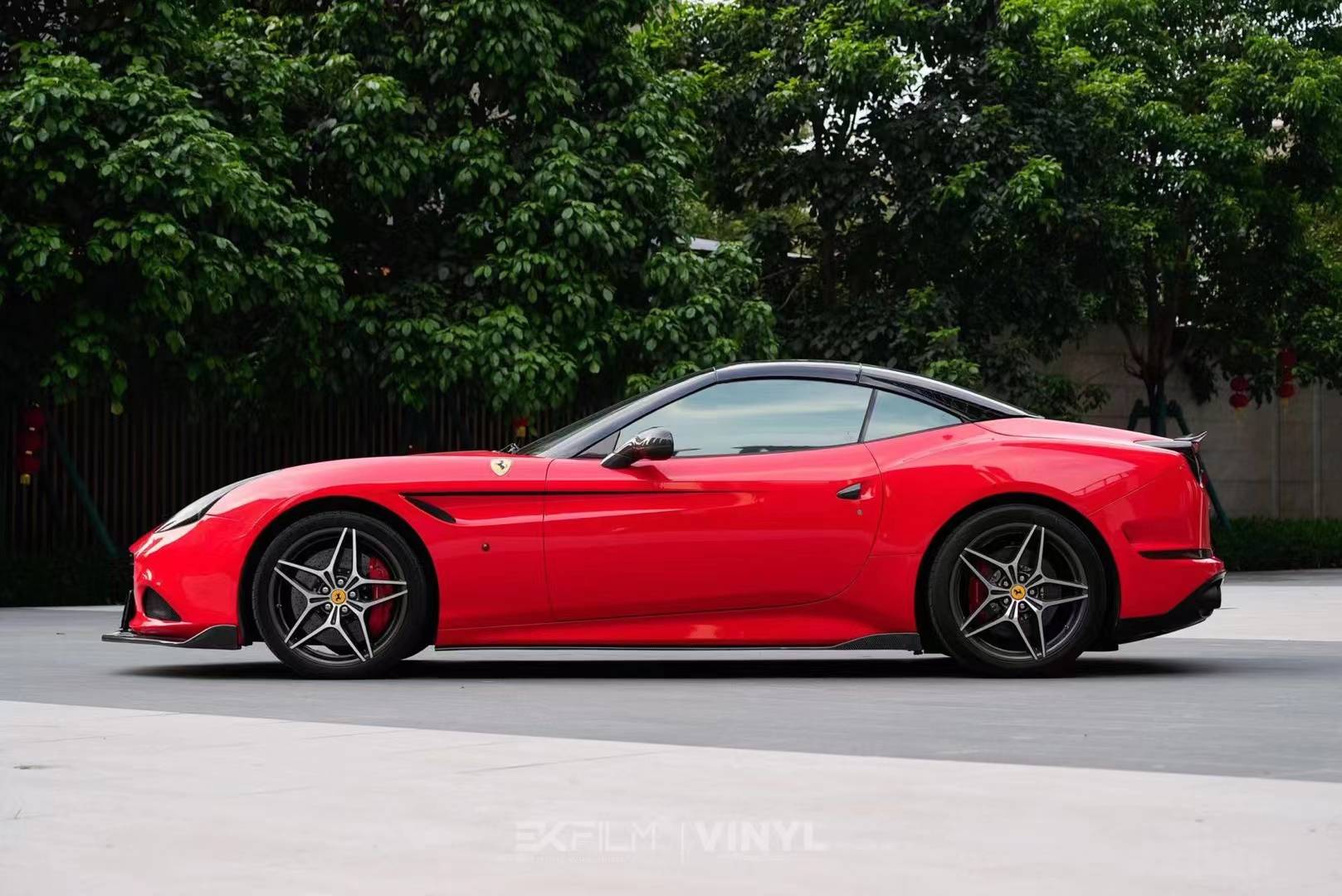 法拉利加州ek改色膜法拉利红,迄今为止最火的红色_搜狐汽车_搜狐网